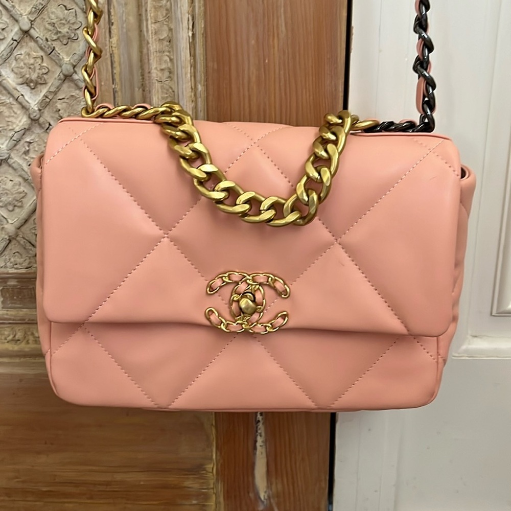 Chanel 19 Flap bag